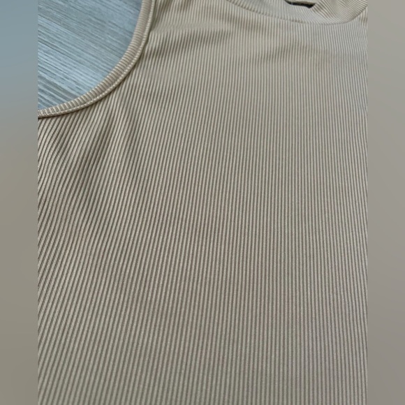 Shein crop top- ribbed/ beige - Picture 2 of 2